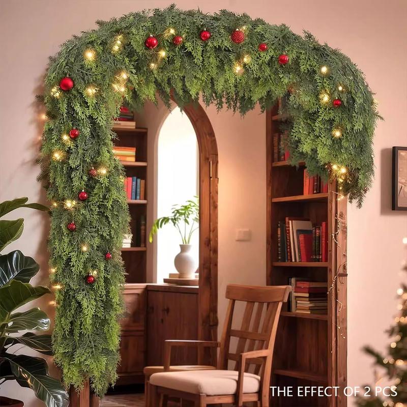 Pre-lit Christmas Cedar Garland