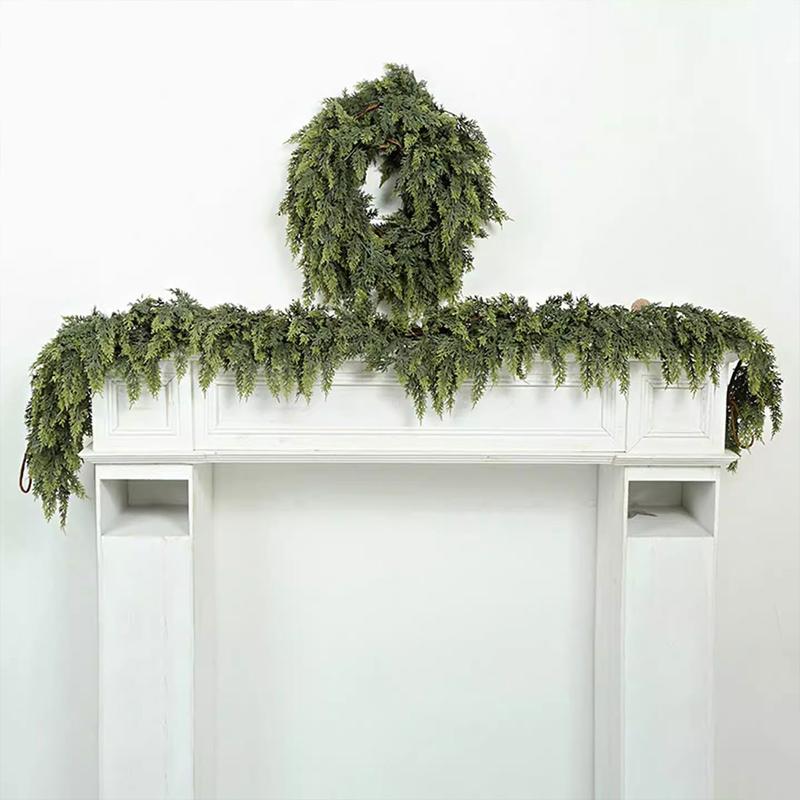 Pre-lit Christmas Cedar Garland